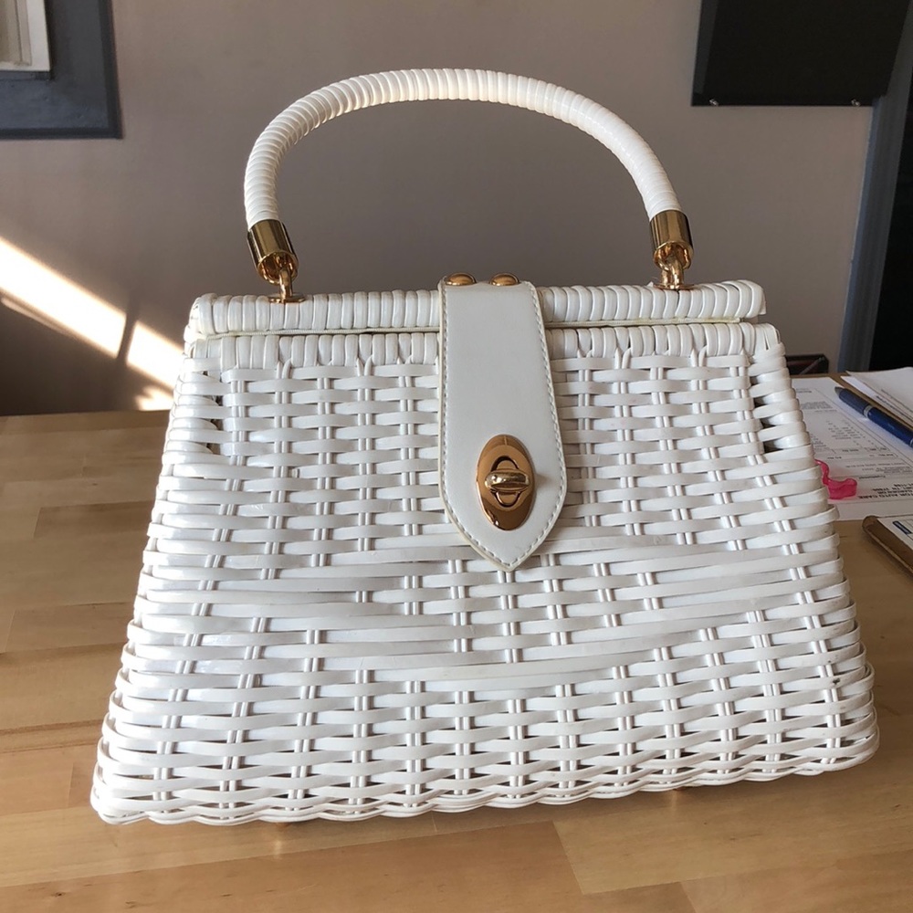 Pinup Couture white wicker purse